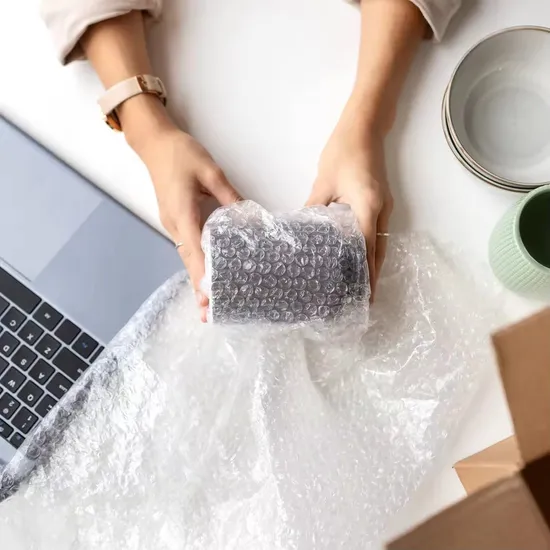 Ltemhigh Quality Custom Plastic Bubble Cushioning Wrap for Shippingmaterialplastic Bubble Materialsizecustom, Different Sizes Are Availablecolor1